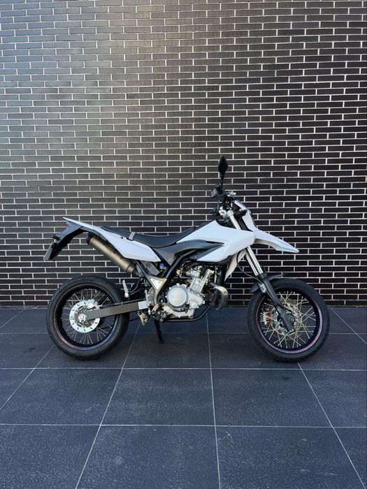 Yamaha Wr125X imaculada