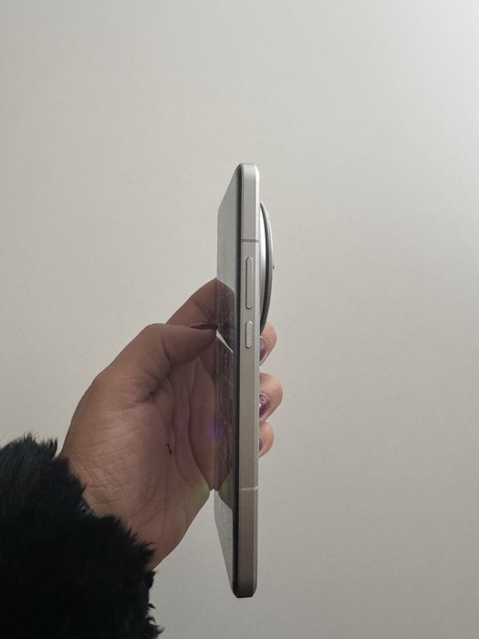 Xiaomi 15 ultra (16 G/512 gb)