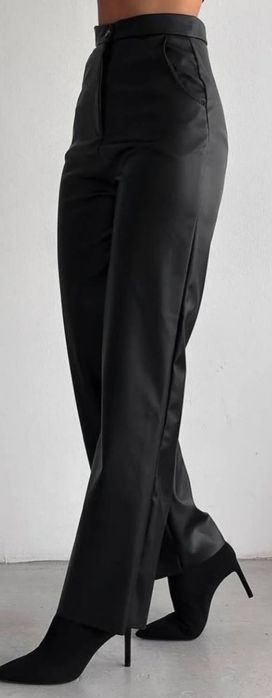 Продам нові штани з  екошкіри на флісі,р.44-46.