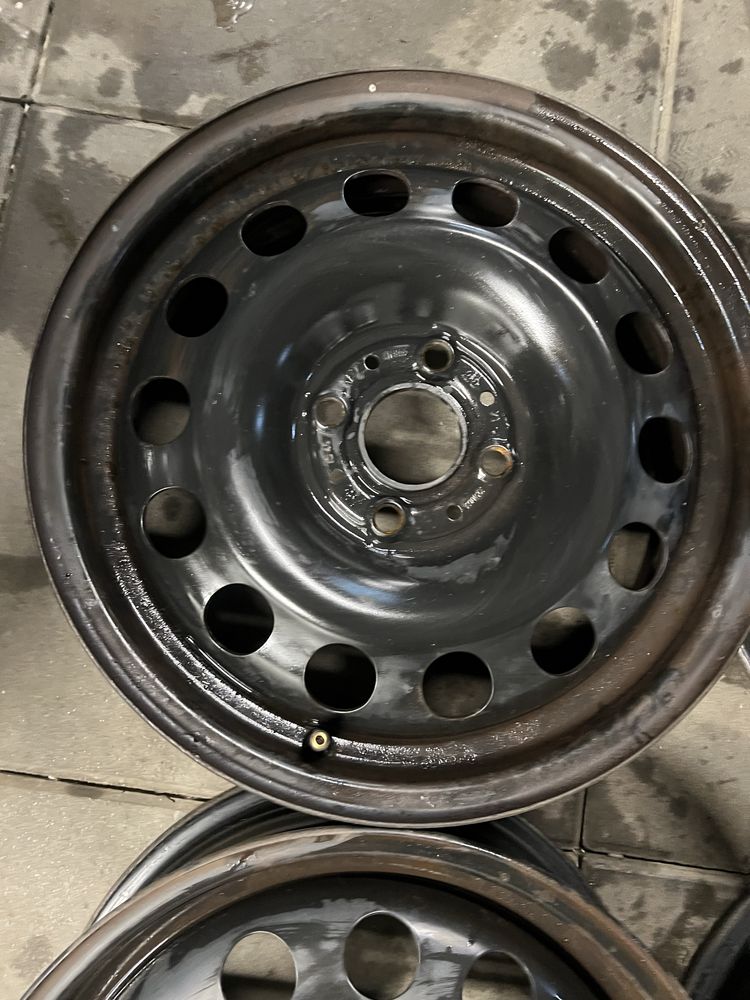 Felgi stalowe z kołpakami 5Jx15H2 ET45 4x100 MINI Cooper One