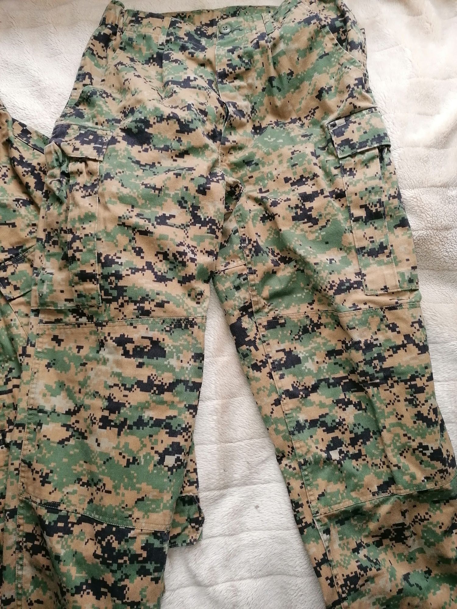 Mundur taktyczny Helikon USMC jak nowy rozmiar M Woodland