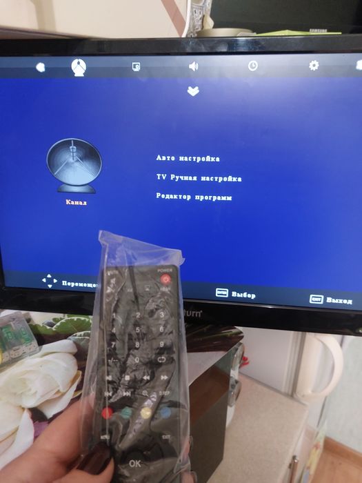 Телевизор плоский ( без интернета)