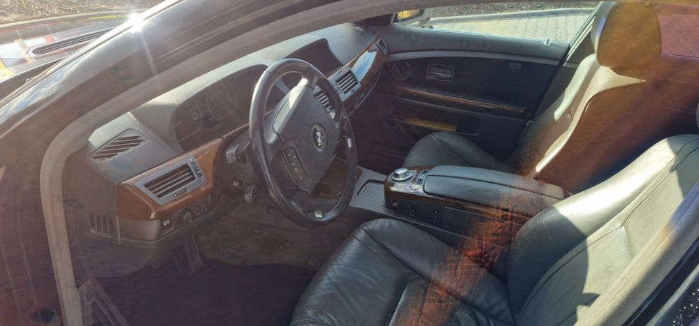 .BMW 745l газ8888