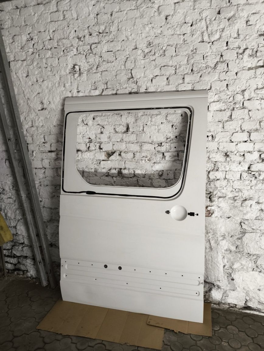 Drzwi przesuwne prawe boczne sprinter 906 crafter L1 H1