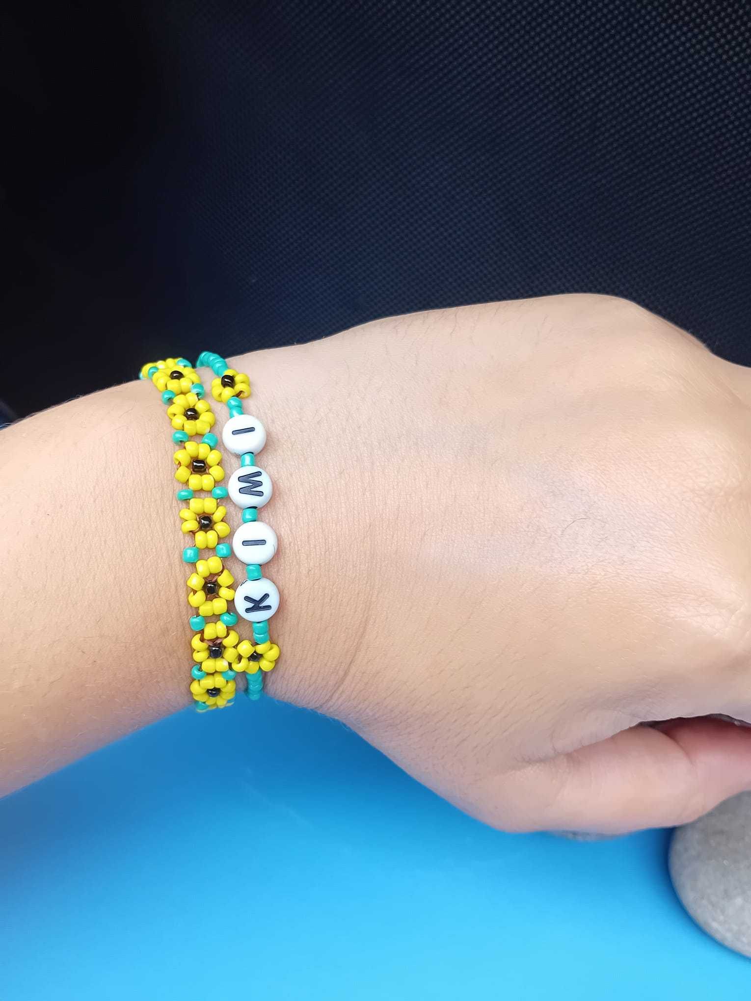 Pulseiras de miçangas personalizadas!