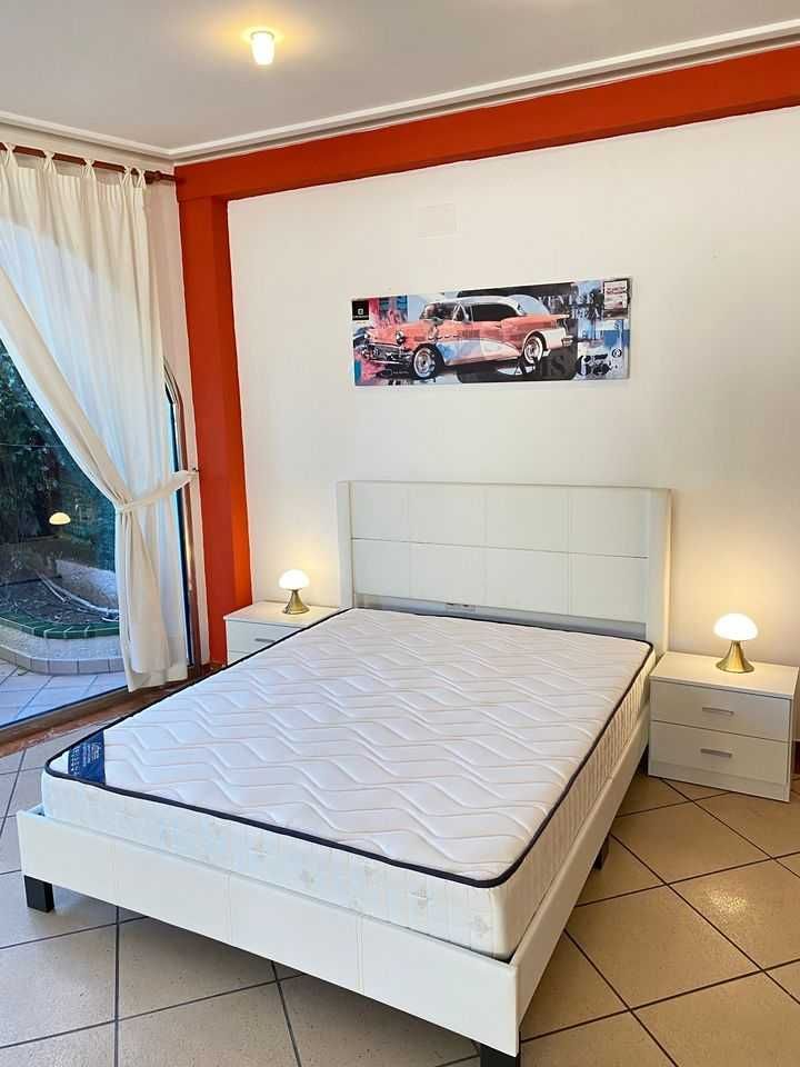 Cama de casal nova + cabeceria + estrado ! paga em casa