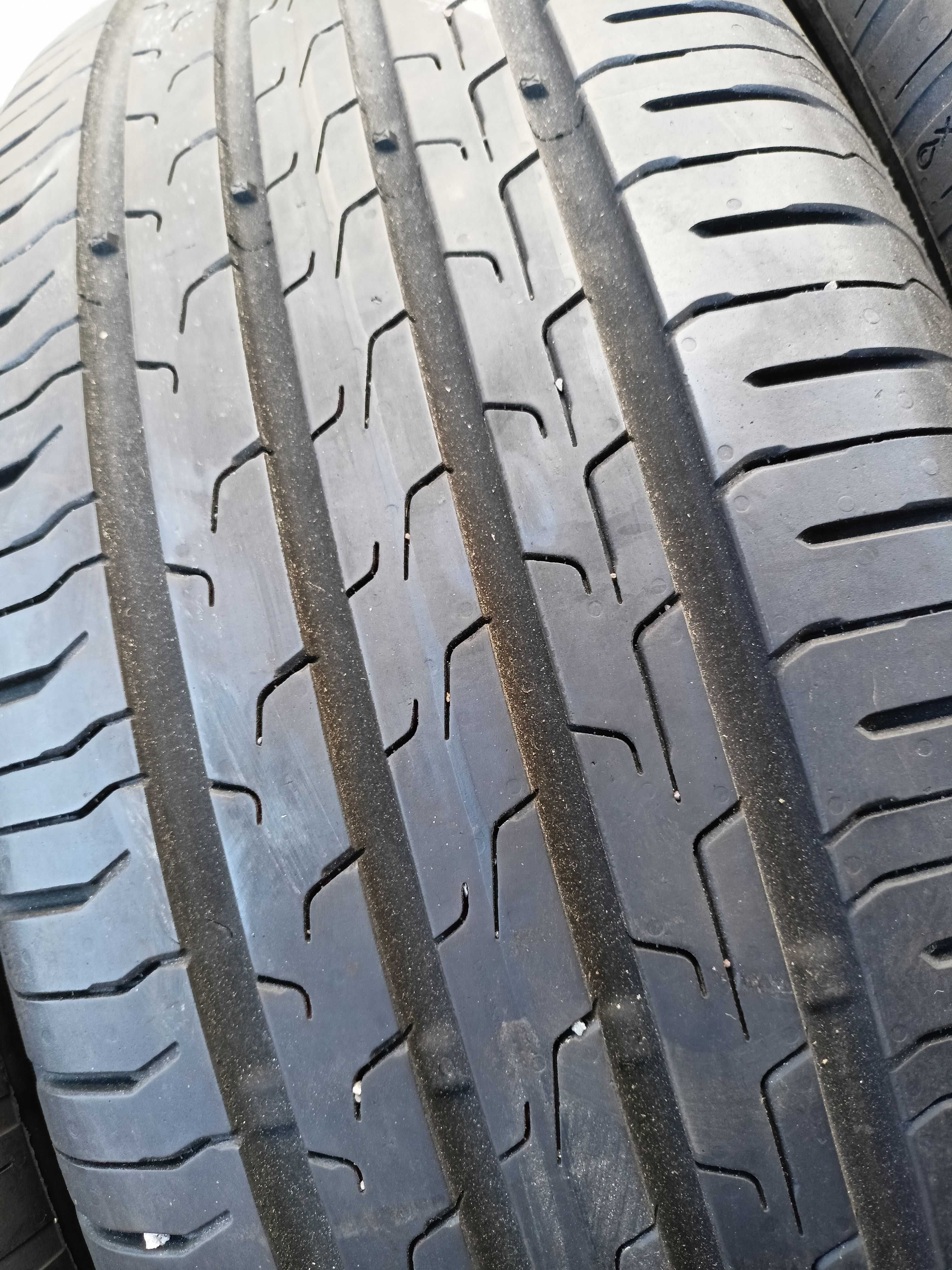 Opony letnie CONTINENTAL 215/60/17 CENA 4 SZT 21r jak nowe