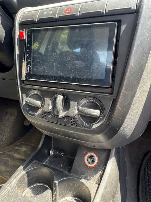 VW FOX 1.2 Gasolin AC Bluetooth Radio