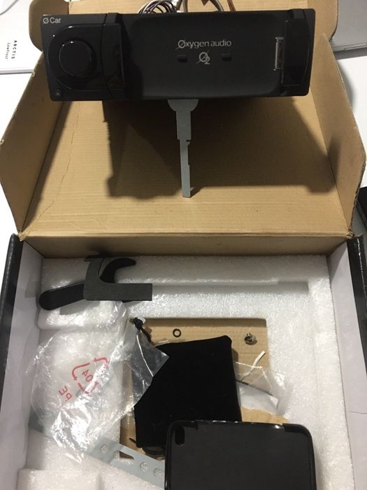 Rádio Apple Oxygen O2 +IPhone 4s 64gb