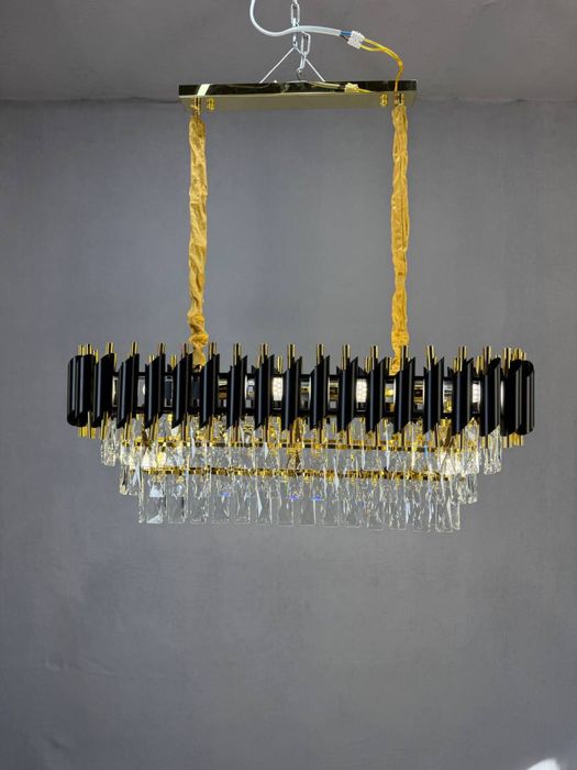 Стильна люстра кришталева підвісна