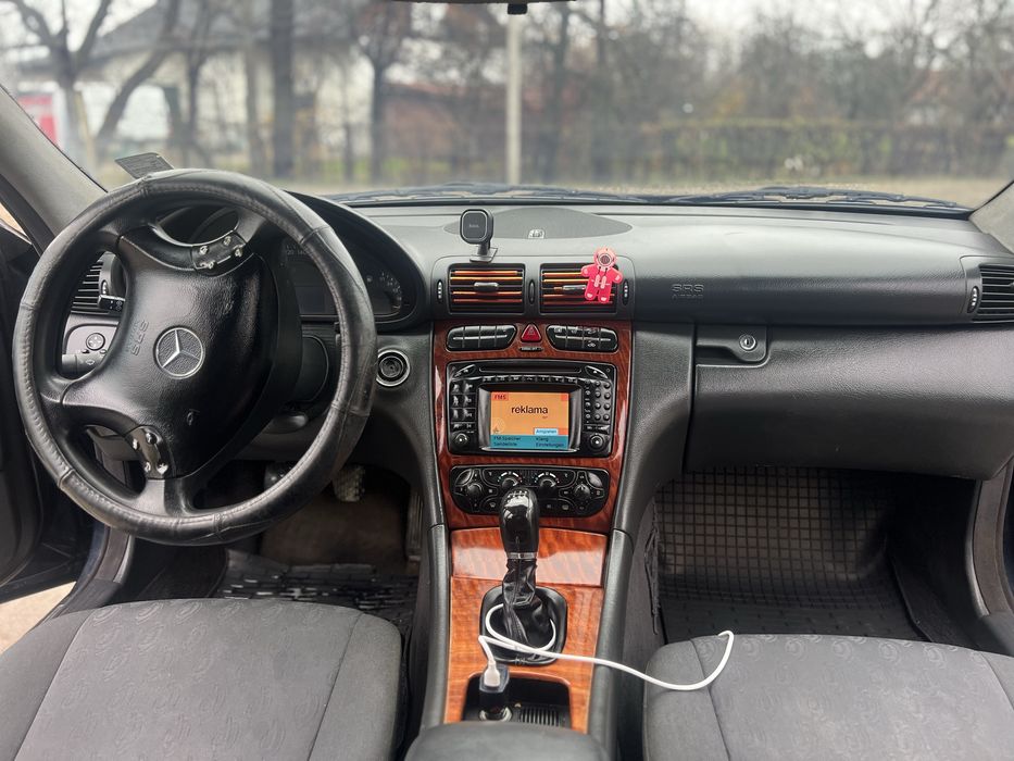 Mercedes-Benz C-Class W203