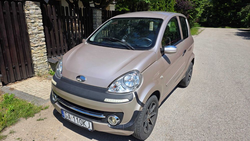 Microcar M.GO kat. B1 L7e złoty 4 osoby