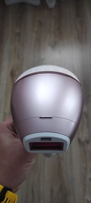 Depilator IPL Phillips Lumea 9900