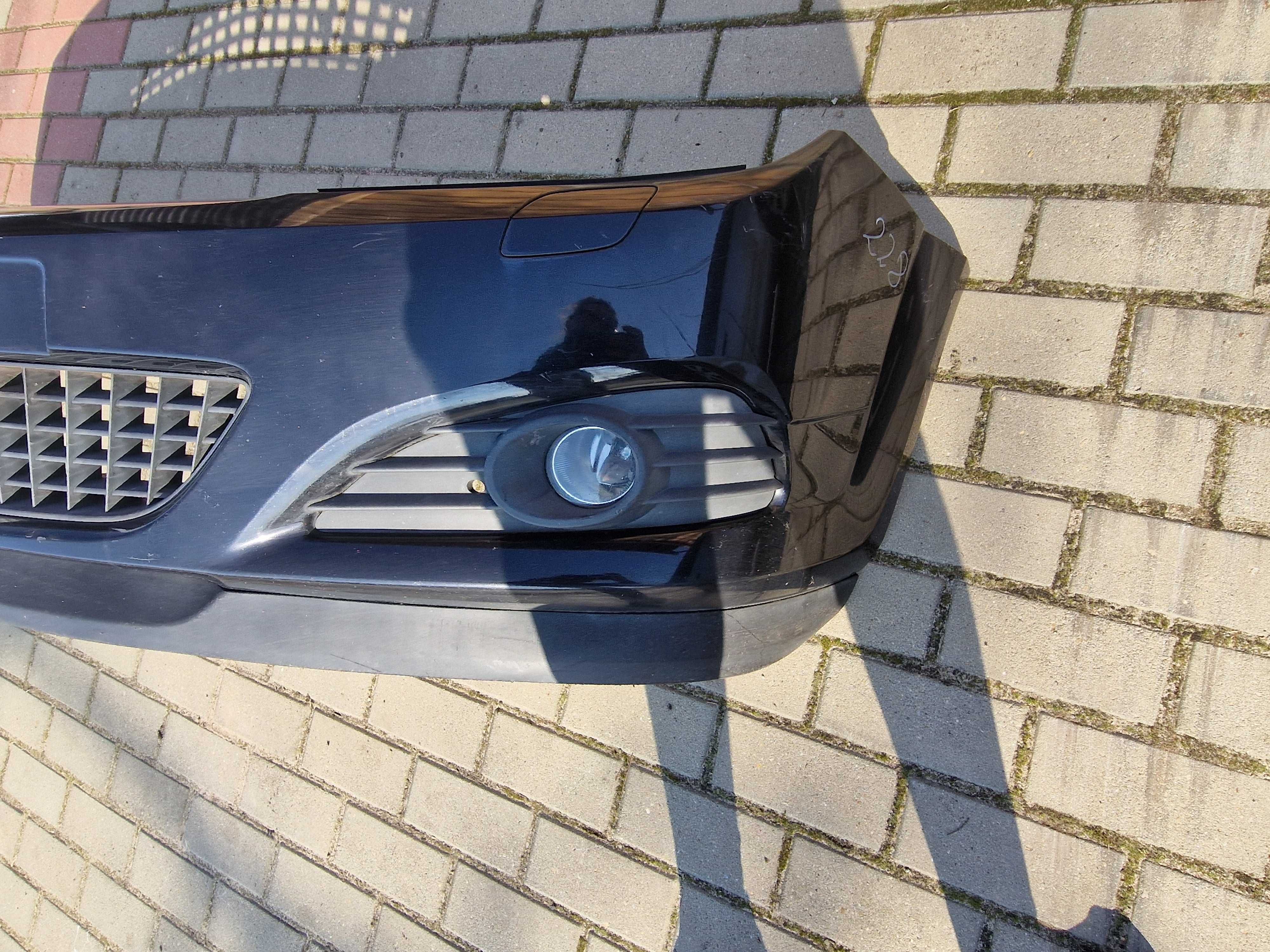 [228] Zderzak przedni Opel Astra H III 04-10r.