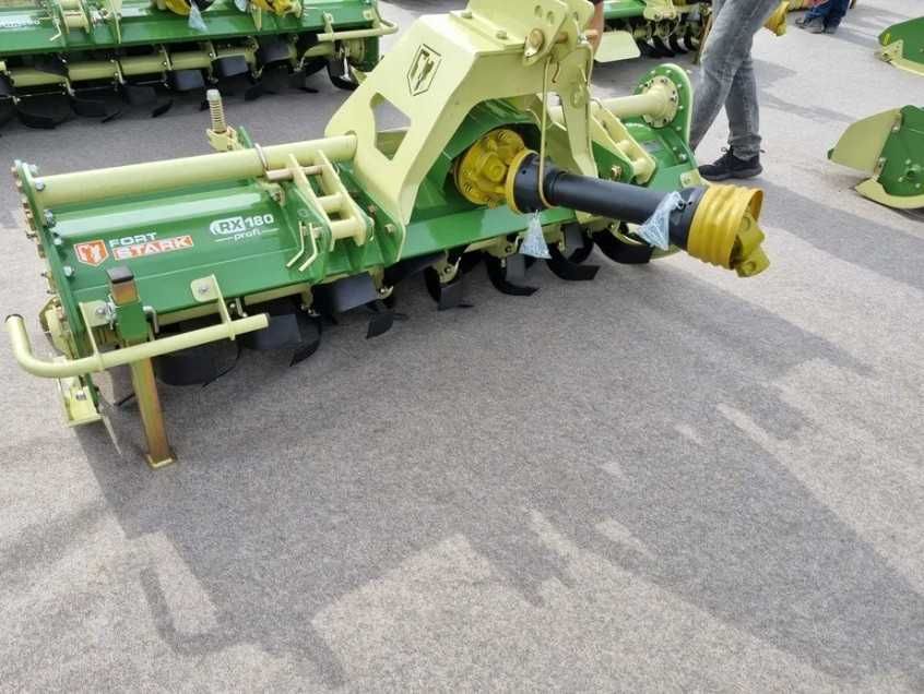 Glebogryzarka STARK RX140 PROFI 160 napęd boczny 180 koła zębate 200