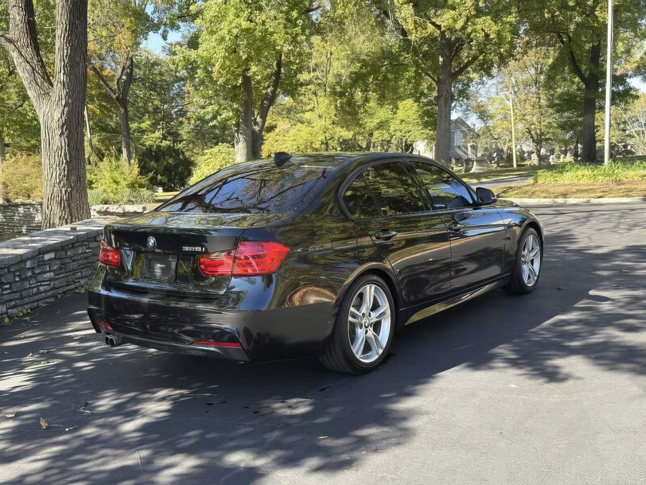 BMW 3 Series 328i      2014
