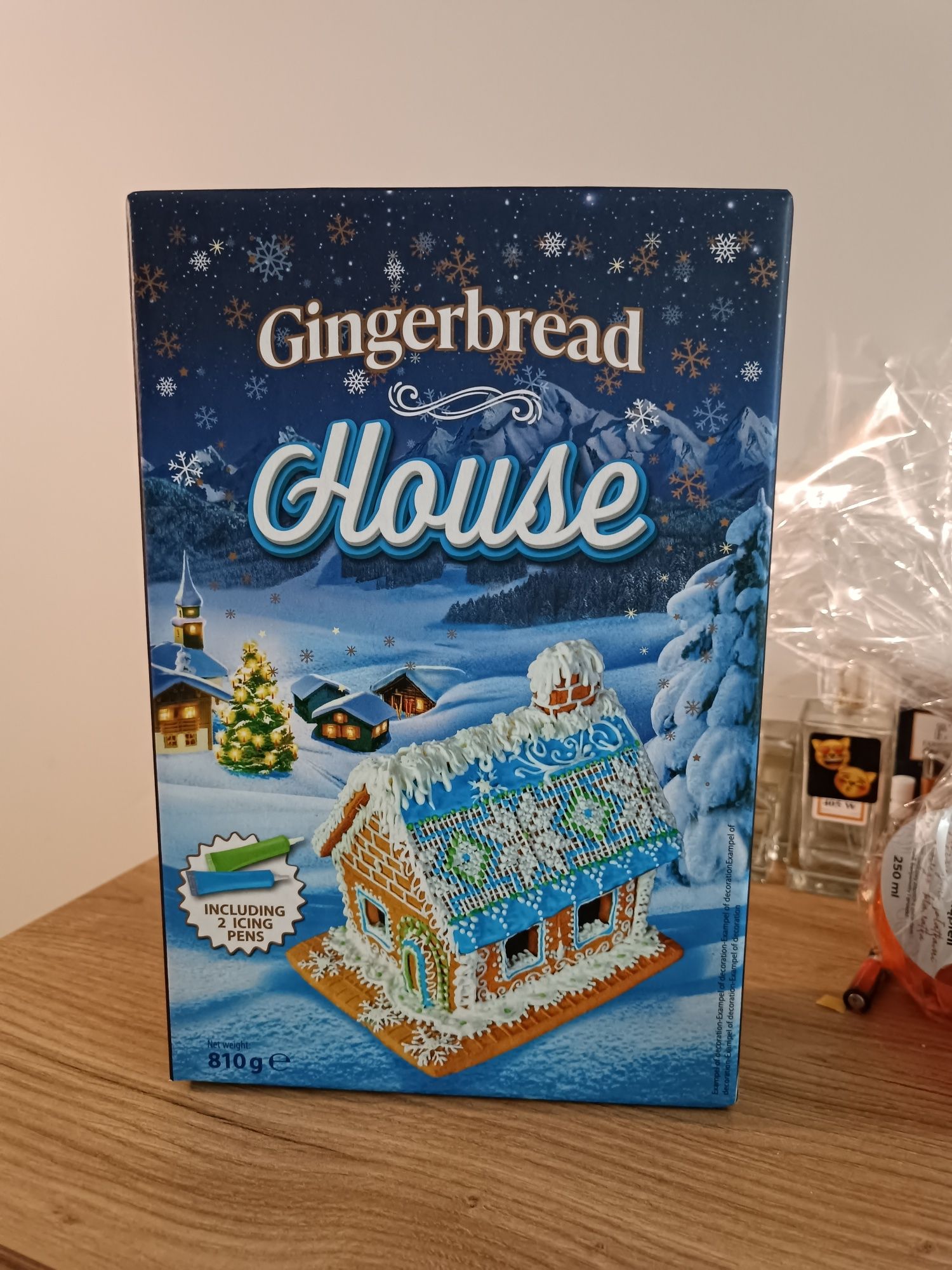 Domek z piernika. Gingerbread house 810 g do samodzielnego złożenia