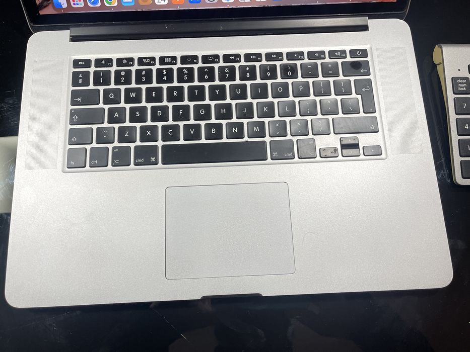 MacBook Pro Retina, 15-inch, Mid 2014