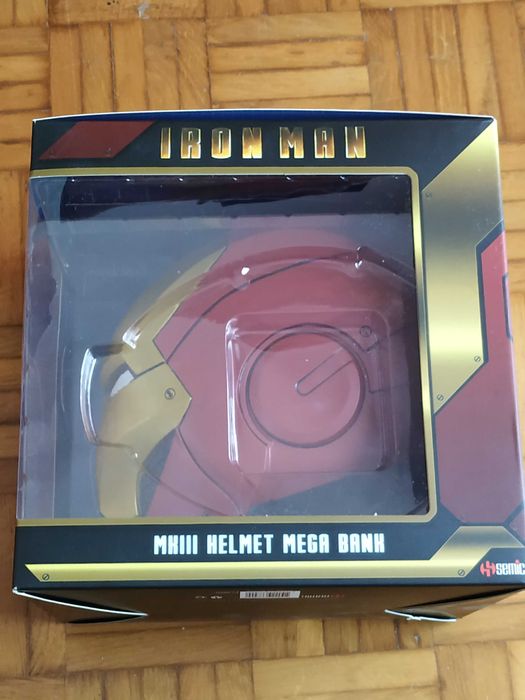 Mealheiro Semic Studio Capacete Marvel Iron Man Figura 25cm