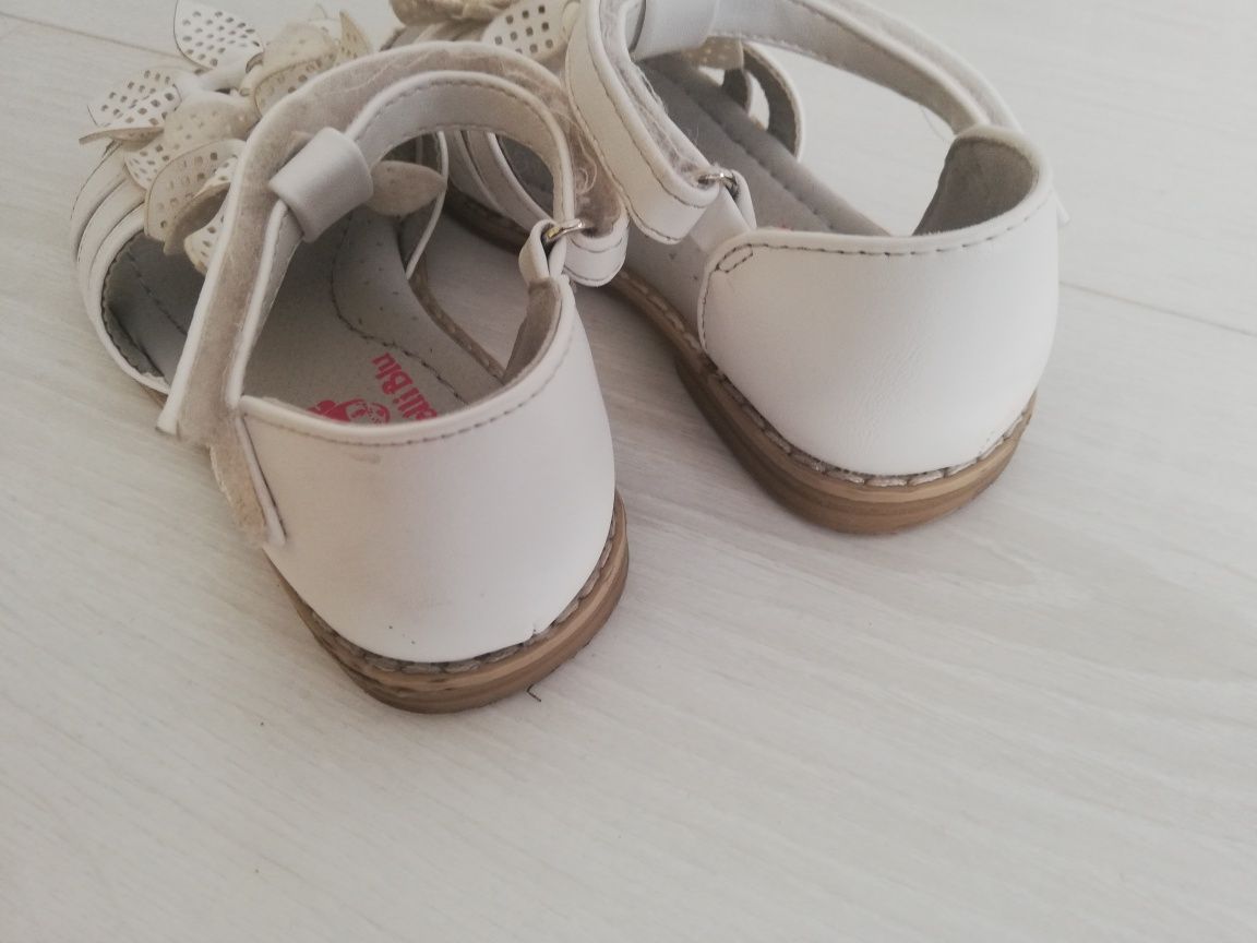 Buty sandały skórzane dziewczęce 26