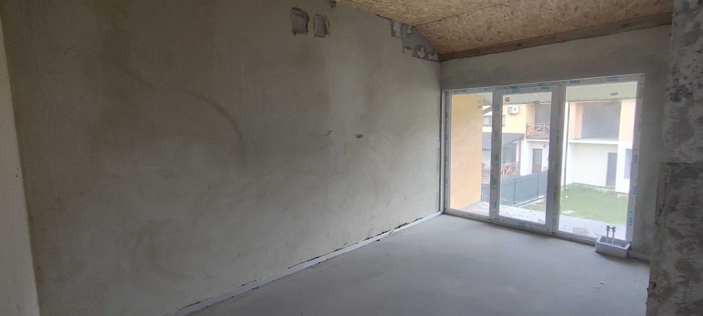 Котедж 122 м2 готовий до ремонту