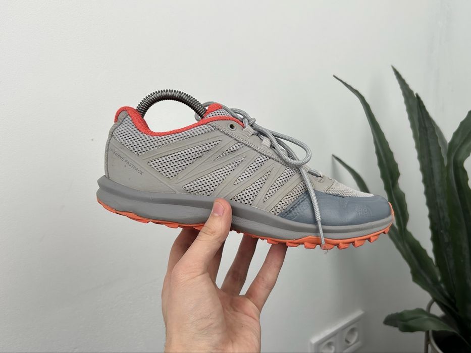 Оригінал! Кросівки The North Face 39 розмір MM335
