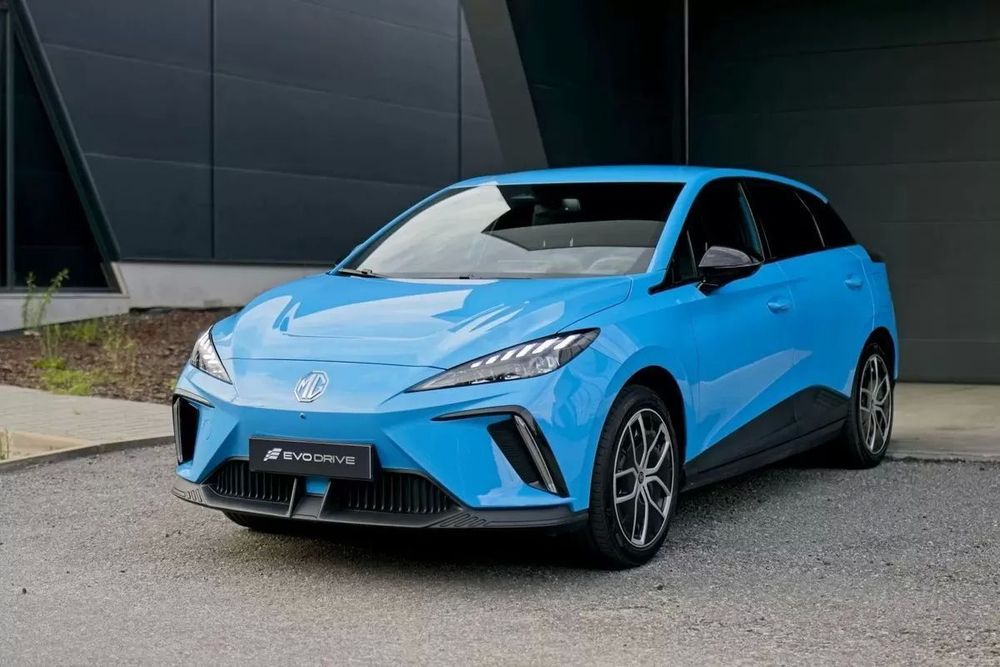 MG MG4 64 kWh Luxury