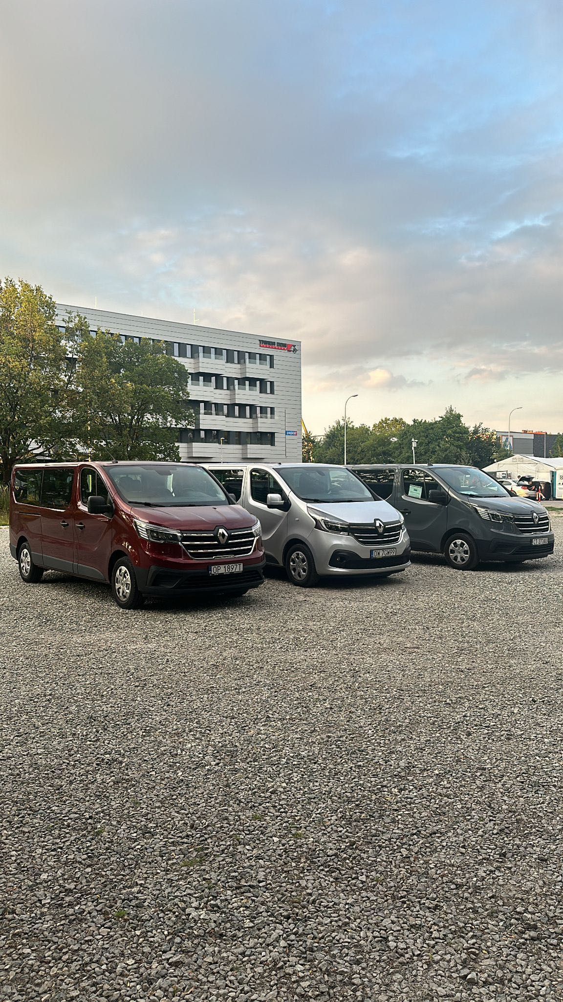 Wynajem busów 9 os. - Nowe modele
