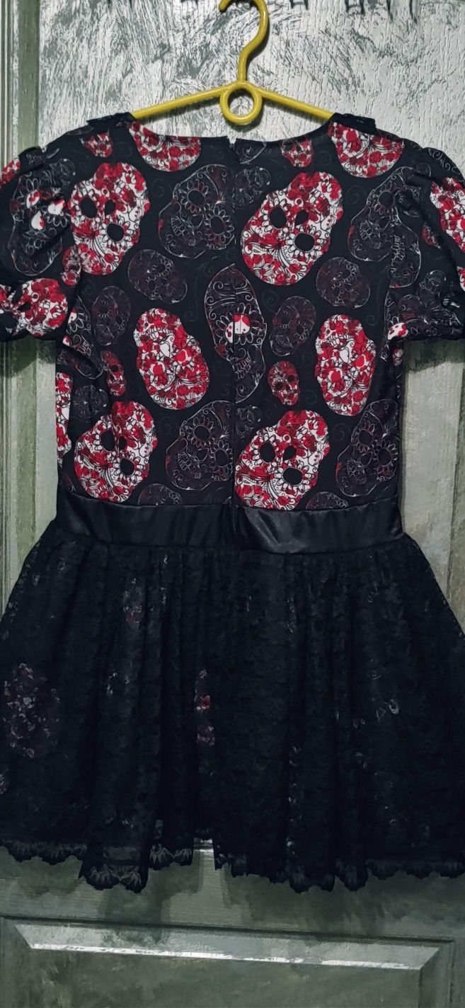 Sukienka w czaszki w stylu Fiesta de los Muertos L