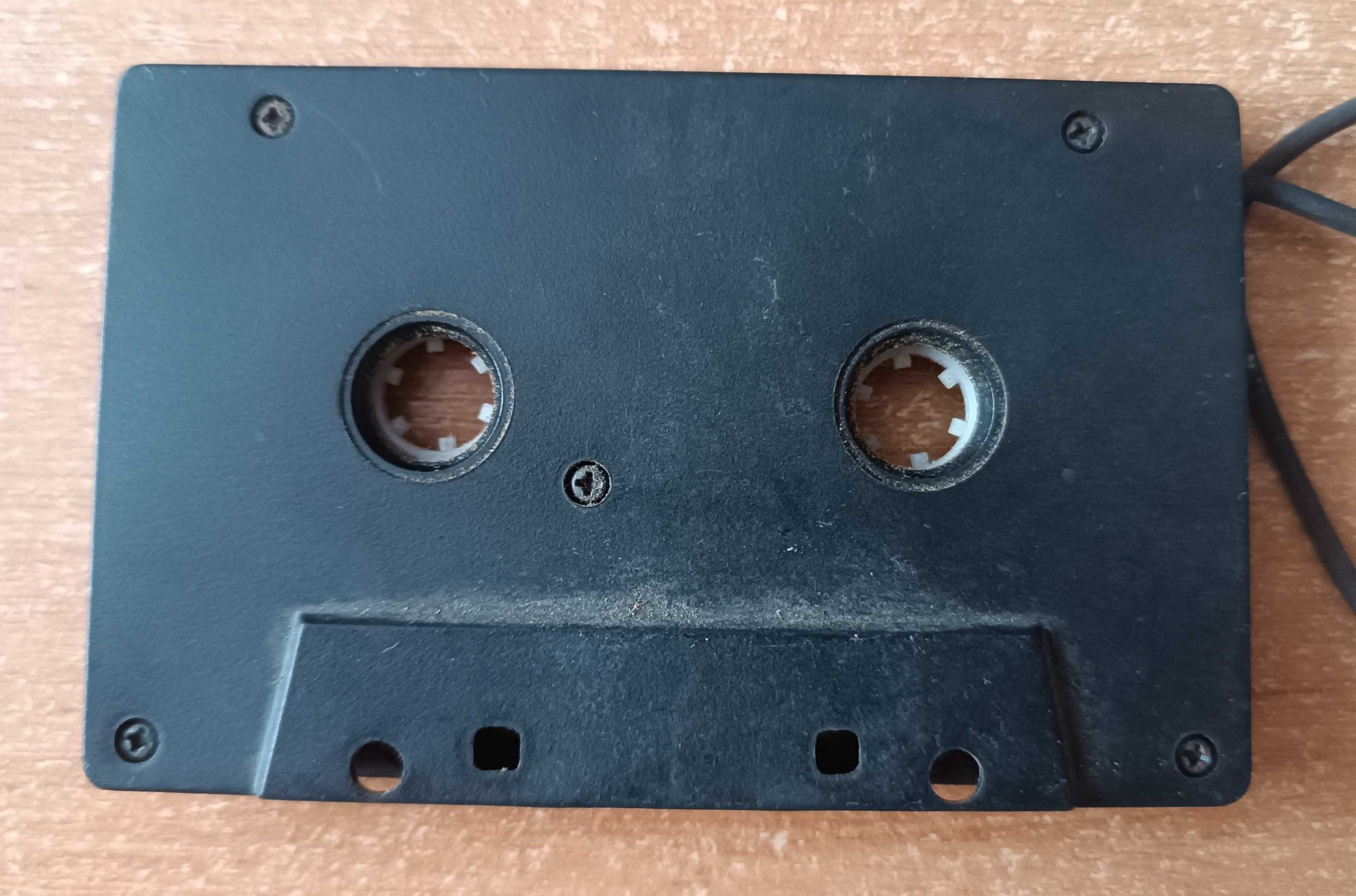 Adapter kasetowy do radia samochodowego TEVION