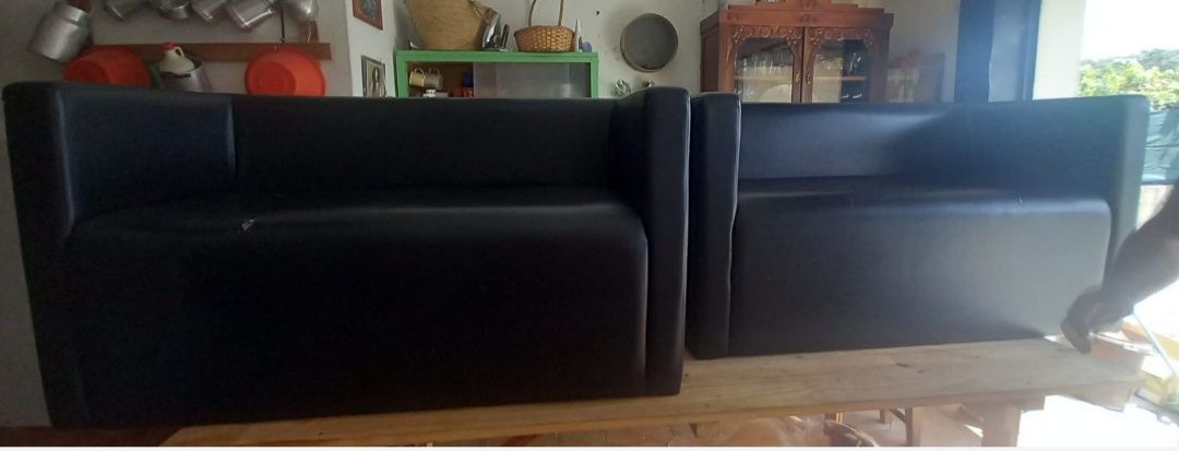 conjunto de sofás em napa