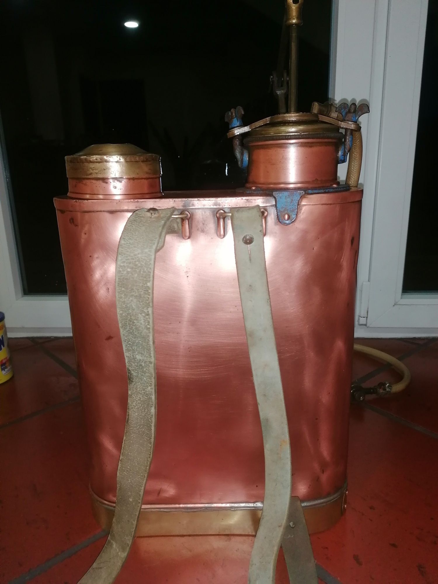 Pulverizador em cobre