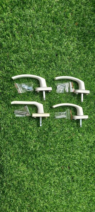 Klamki do okien plastikowych