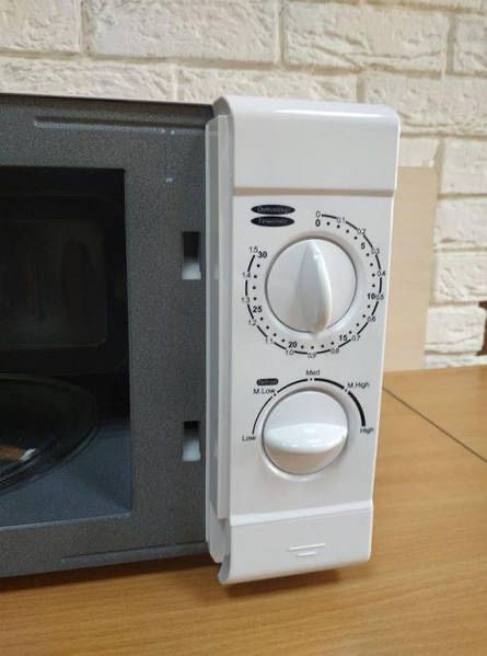 Микроволновка Rainberg 1200WATT 20L