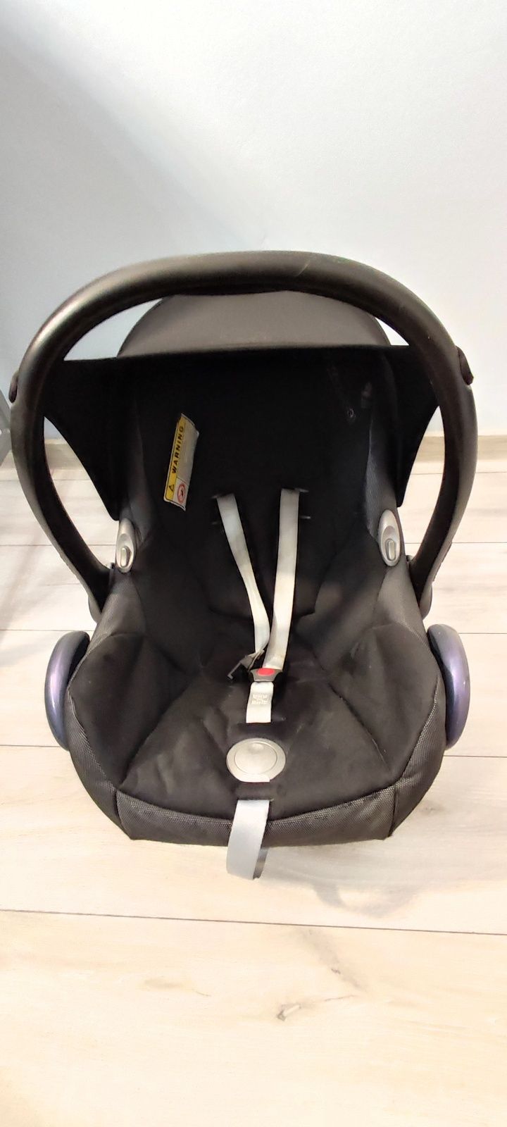 Nosidełko Maxi Cosi ISOFIX z podastawą