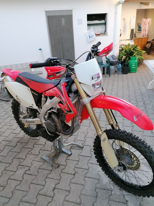 Honda CRF 450X matriculada
