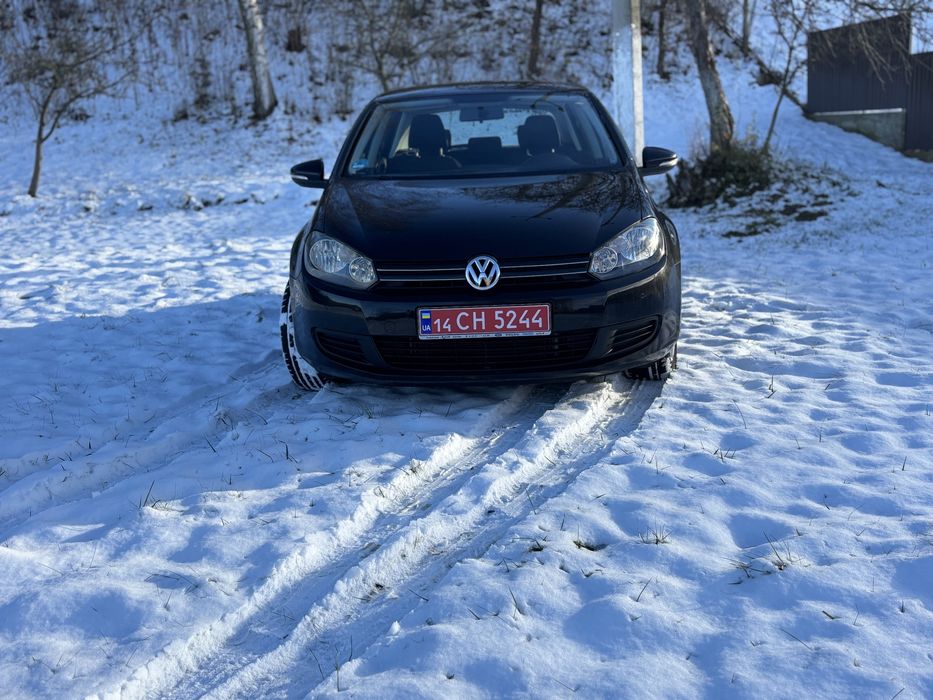 Volkswagen Golf 6 1,6 МРі бензин