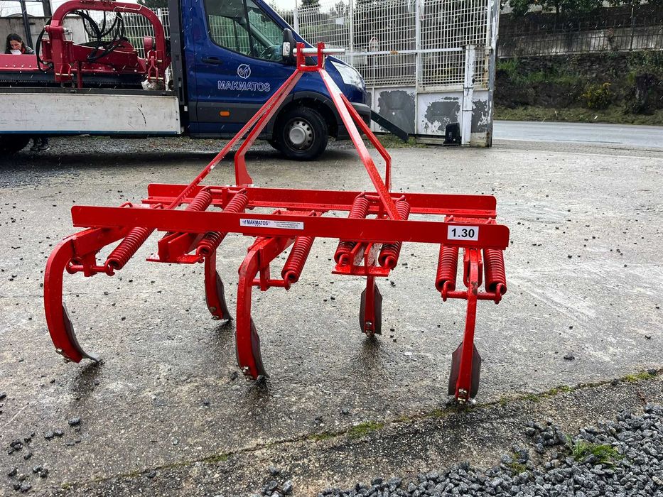 Escarificador para trator 1.30m reforçado NOVO