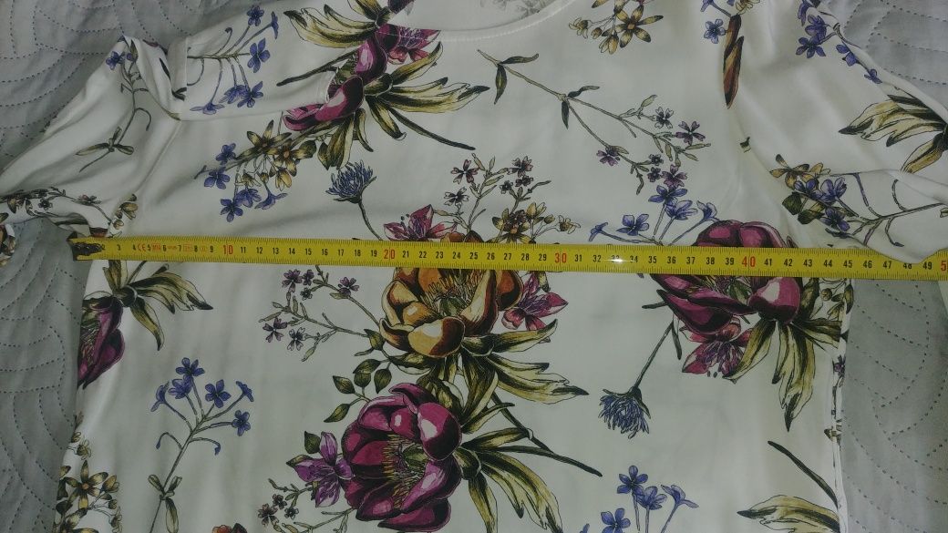36 S Reserved bluzka w kwiaty wiskoza z szerokim rękawem