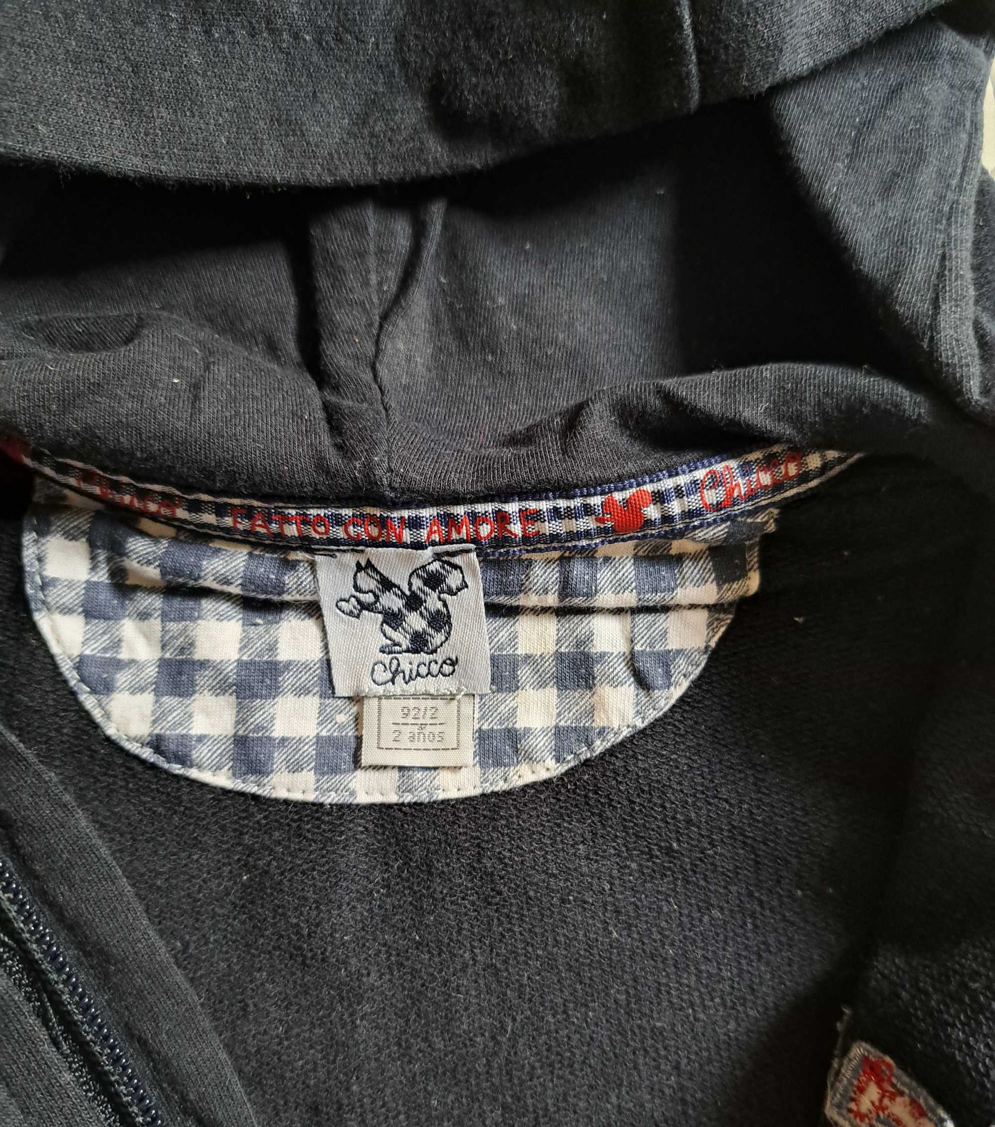 Casaco fato treino, t´shirts e calções de menino, 2 anos