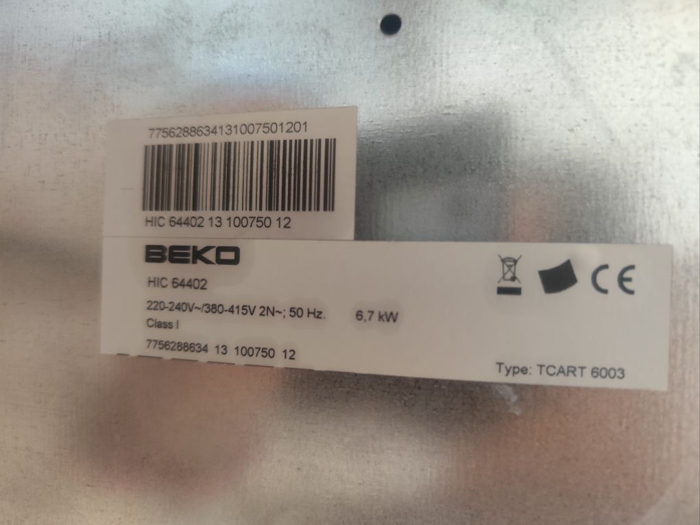 Placa vitrocerâmica Beko partida