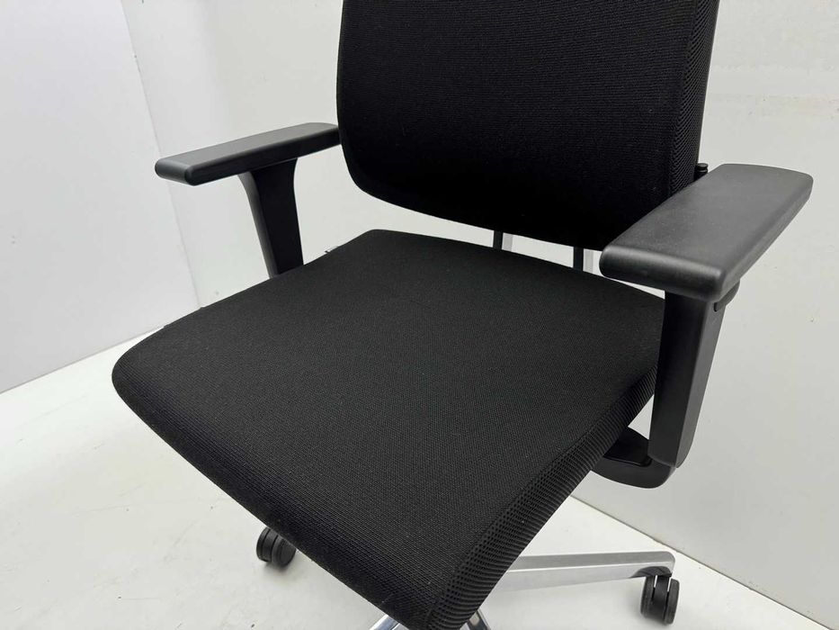 SEDUS BLACK DOT-102 krzesło biurowe czarne fotel obrotowe kółka