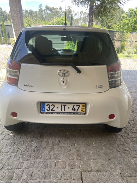 Toyota IQ2 1.0 VVTI Caixa Automática