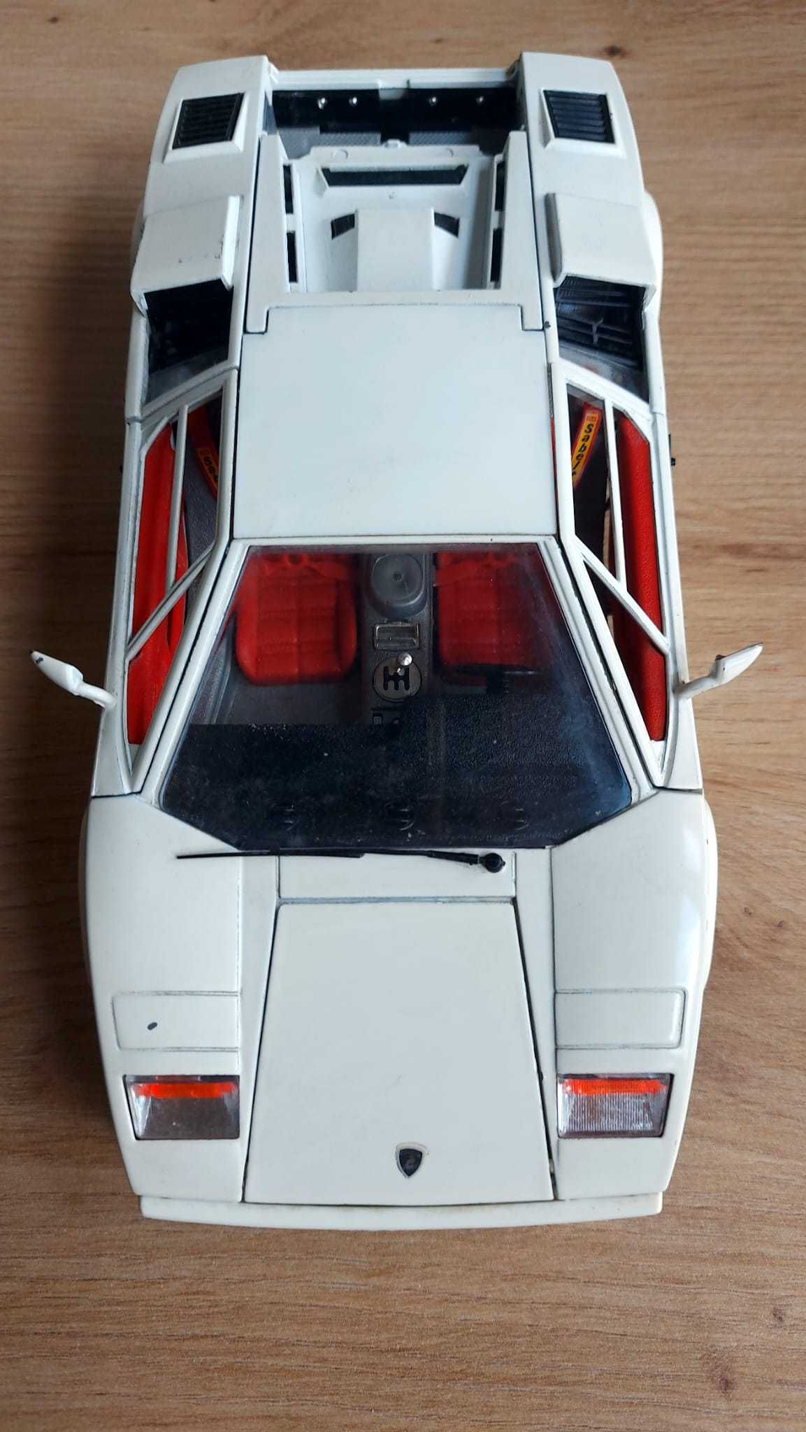 Burago Lamborghini Contach 1988 1/18