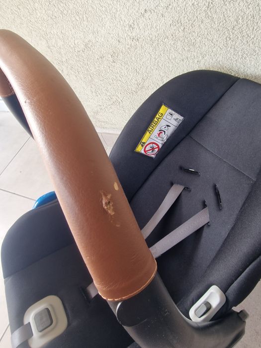 Fotelik Venicci Tinum 2.0 0-13 kg baza Isofix akcesoria