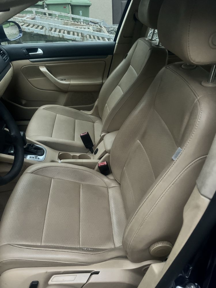 Vw Jetta 2007r. wersja USA -fotele skóra,tapicerki,podsufitka,części