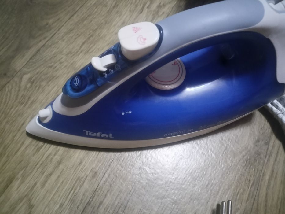 Праска, утюг Tefal