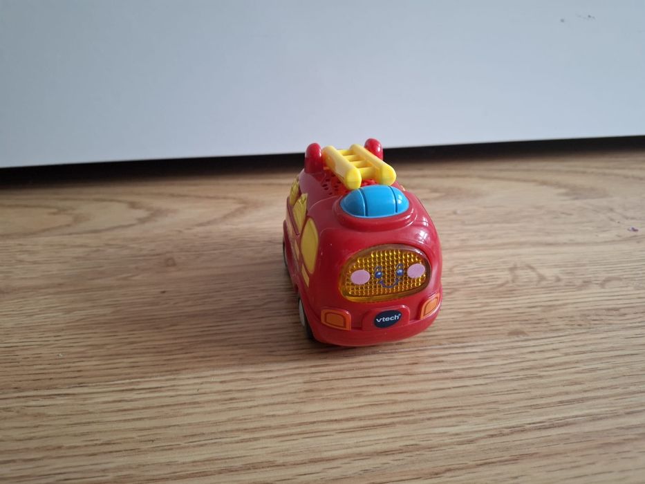 Remiza strażacka tut tut auta Vtech + dodatkowe autko