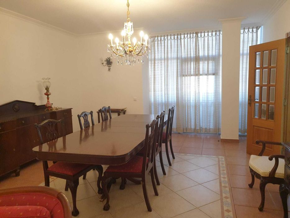 Móveis clássicos, como novos