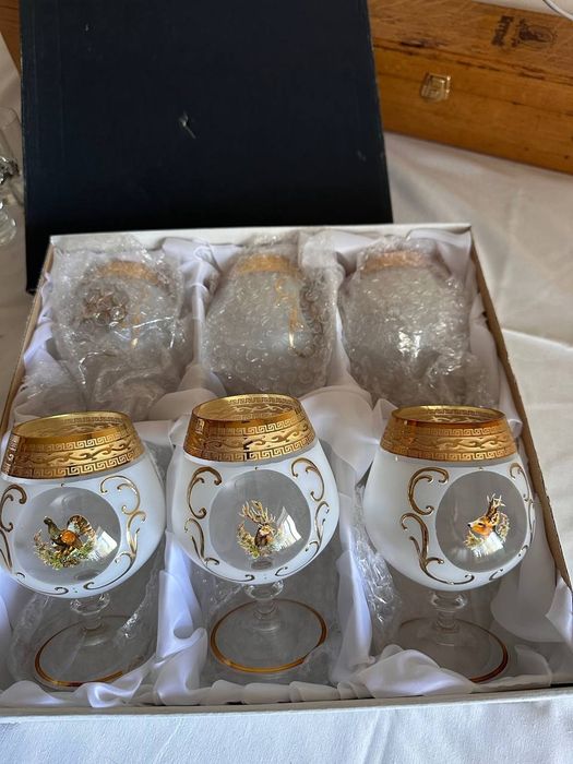 Подарунковий набір чарок Gift Hunter с графином 6 рюмок,